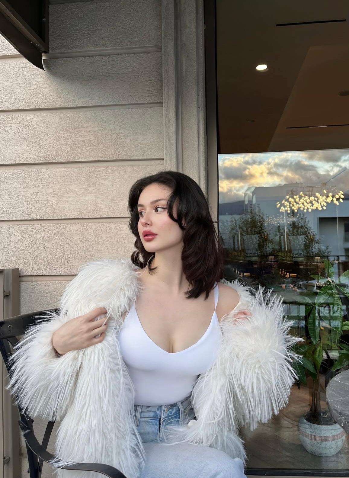 Payamlı Aşk Dolu Bayan Bayan Escort Arzu