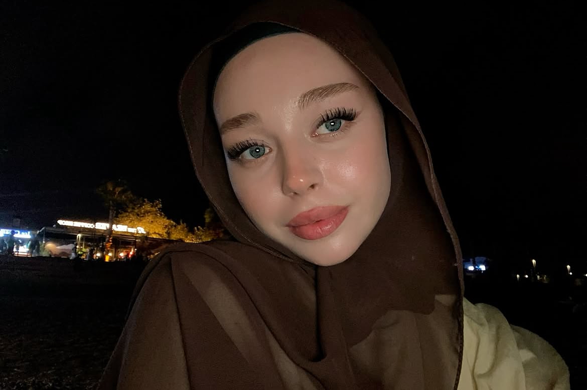Yalı Başarıya Odaklanmış Kadın Bayan Escort Seda