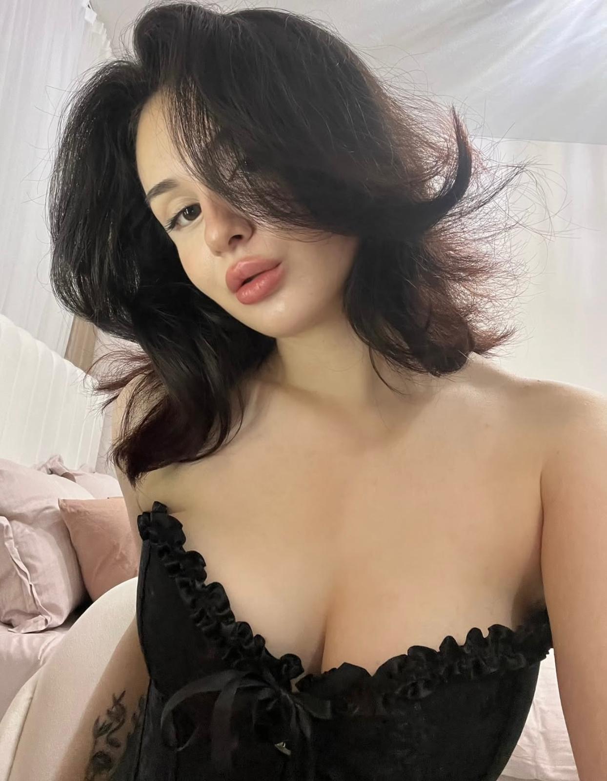 Yaka Aşkı Hayatımda Hissetmek Bayan Escort Kübra